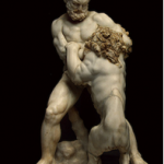 Statue d'Hercule en train de battre le lion de Némée